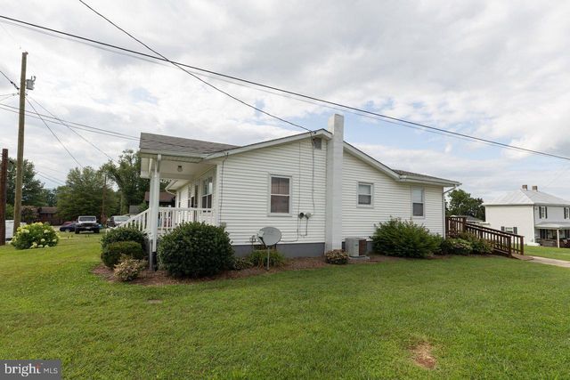 113 EIGHTH AVE, Luray, VA 22835