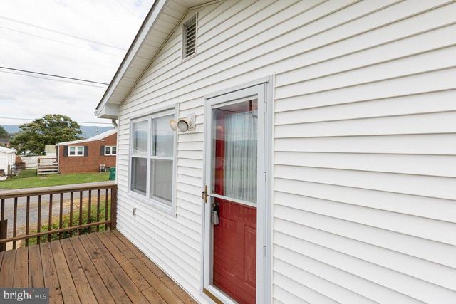 113 EIGHTH AVE, Luray, VA 22835