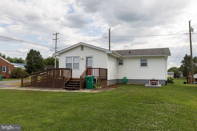 113 EIGHTH AVE, Luray, VA 22835