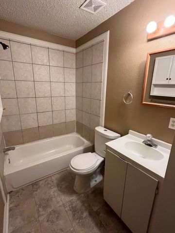 2111 25th Street, Lubbock, TX 79411