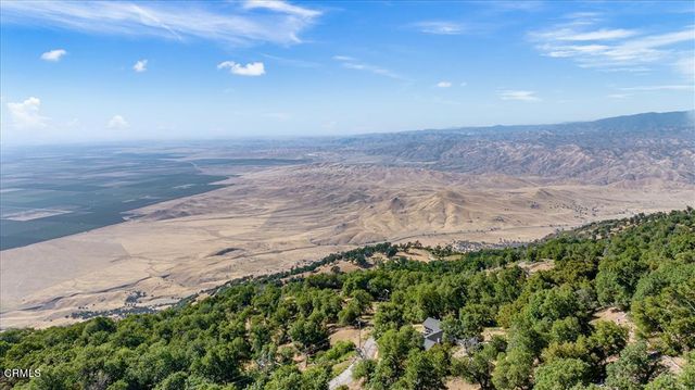 26750 El Camino Drive, Tehachapi, CA 93561