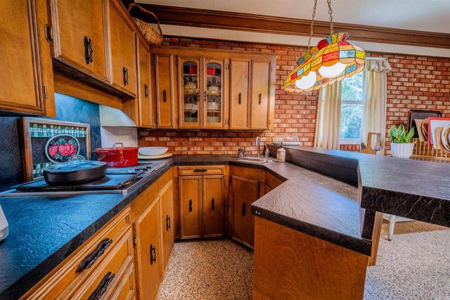 2780 Mimosa Avenue, Camden, AR 71701
