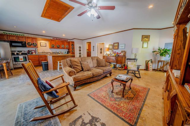 2780 Mimosa Avenue, Camden, AR 71701