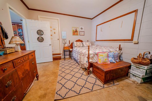 2780 Mimosa Avenue, Camden, AR 71701