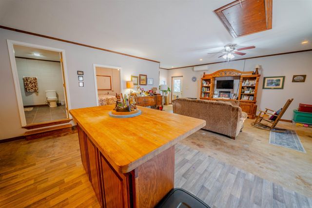 2780 Mimosa Avenue, Camden, AR 71701