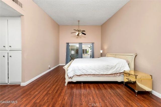 2715 W Avenue J12, Lancaster, CA 93536