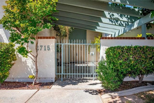 2715 W Avenue J12, Lancaster, CA 93536