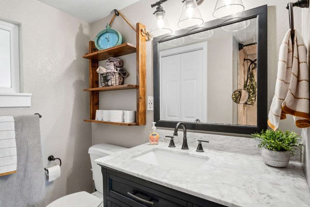 2914 N Dora Rd, Spokane Valley, WA 99212