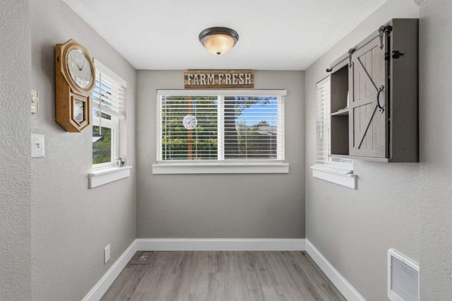 2914 N Dora Rd, Spokane Valley, WA 99212