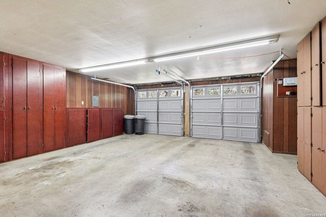 115 Dogwood Ln, San Antonio, TX 78213