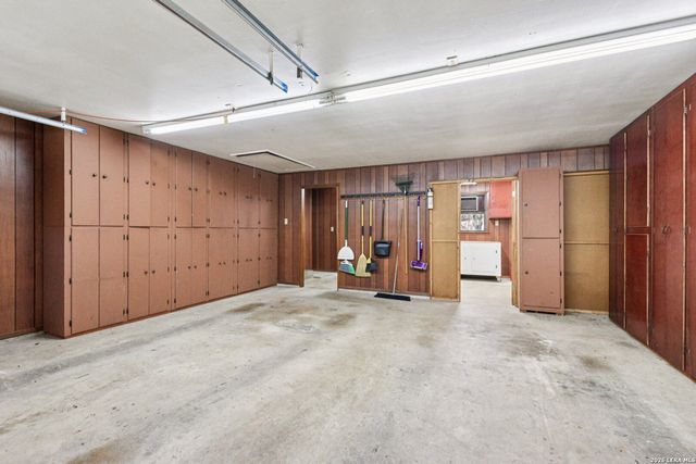 115 Dogwood Ln, San Antonio, TX 78213