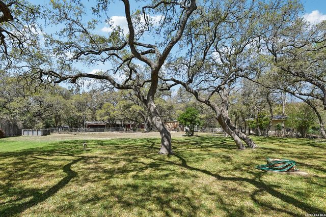 115 Dogwood Ln, San Antonio, TX 78213