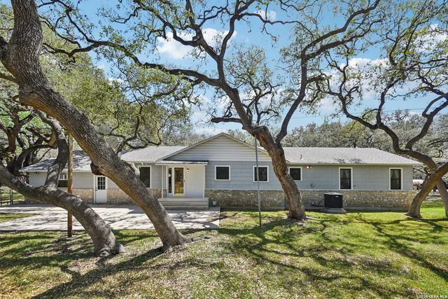 115 Dogwood Ln, San Antonio, TX 78213