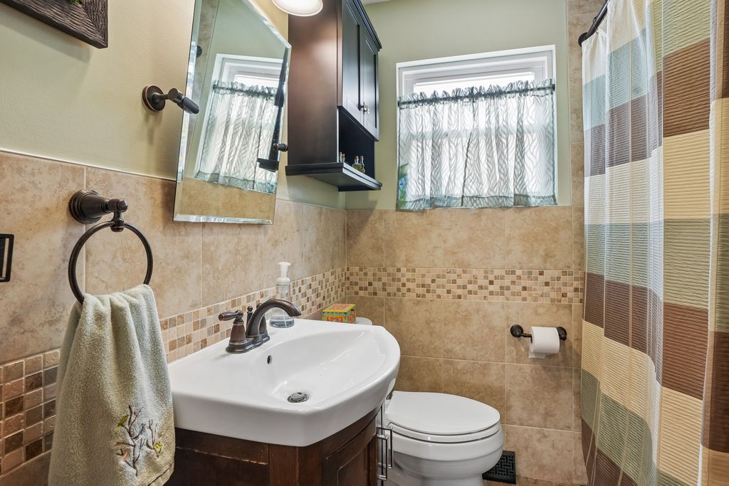 6228 W Huntington Street, Chicago, IL 60646 — photo 5