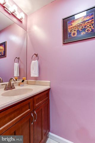 604 ALLENVIEW DRIVE, Mechanicsburg, PA 17055