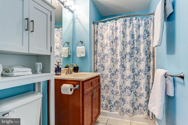 604 ALLENVIEW DRIVE, Mechanicsburg, PA 17055