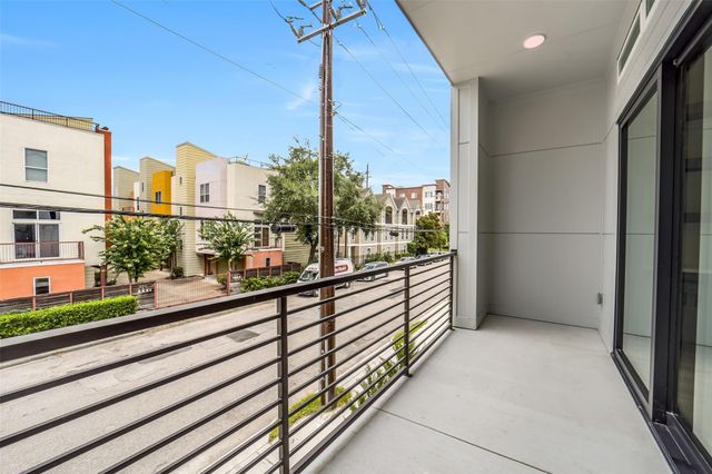 229 Willard Street, Houston, TX 77006