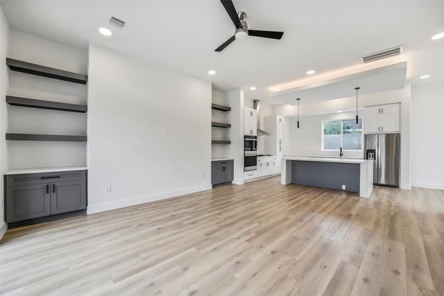 229 Willard Street, Houston, TX 77006