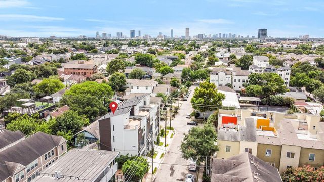 229 Willard Street, Houston, TX 77006