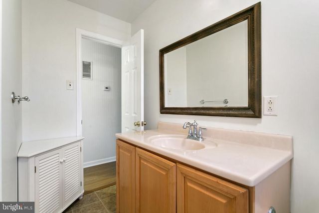 9 OBERLIN RD, Pennsville, NJ 08070