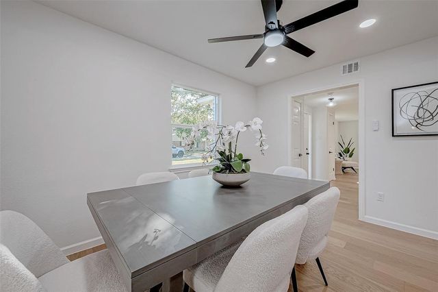 2414 Walnut Bend Lane, Houston, TX 77042