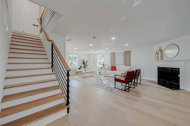 2414 Walnut Bend Lane, Houston, TX 77042