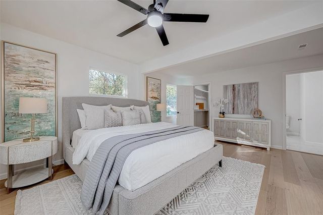 2414 Walnut Bend Lane, Houston, TX 77042
