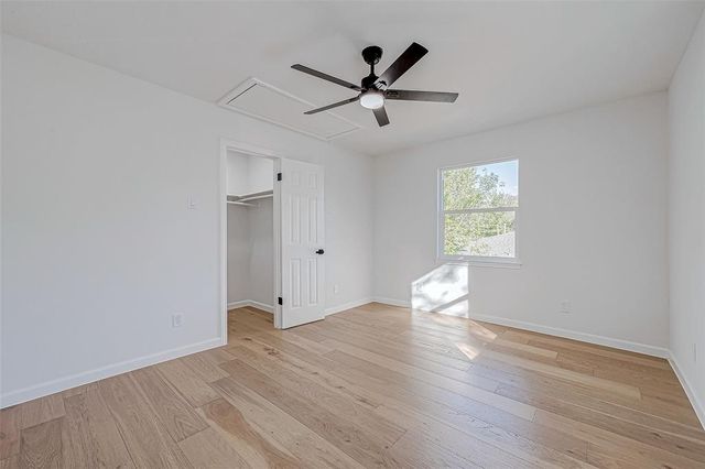 2414 Walnut Bend Lane, Houston, TX 77042