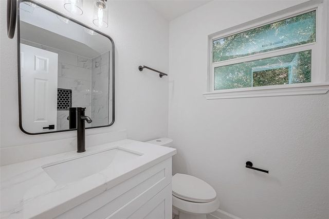 2414 Walnut Bend Lane, Houston, TX 77042