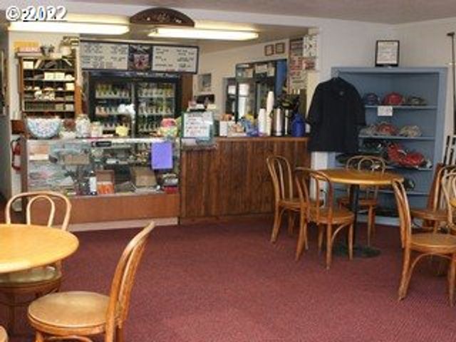 25230 S WALLENS Rd, Estacada, OR 97023