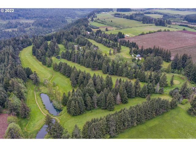 25230 S WALLENS Rd, Estacada, OR 97023