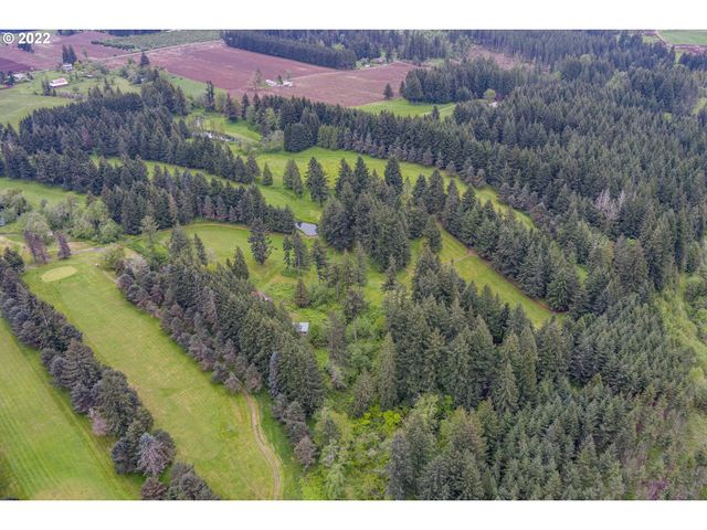 25230 S WALLENS Rd, Estacada, OR 97023