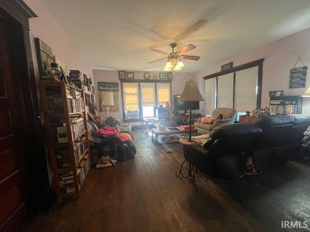 5909 N Lincoln Street, Uniondale, IN 46791