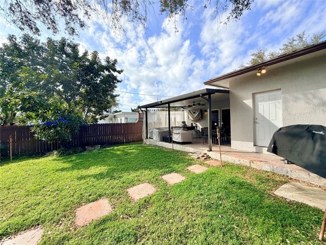 243 SW 5th Street, Dania Beach, FL 33004