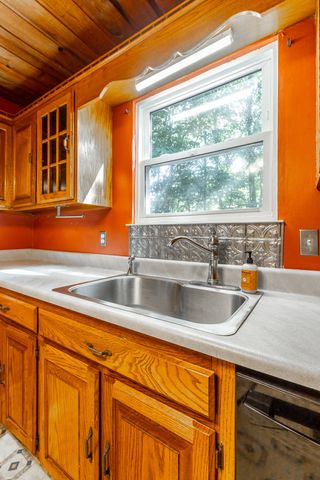 4648 Sherry Lane, Hixson, TN 37343
