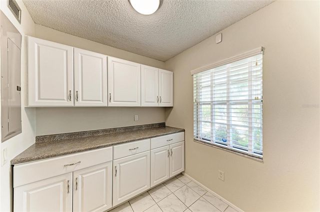 6999 W COUNTRY CLUB DRIVE N 123, Sarasota, FL 34243