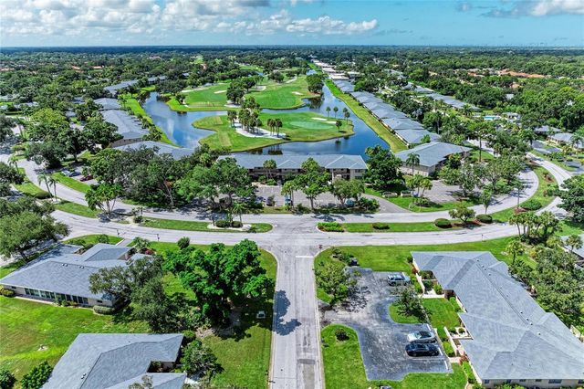 6999 W COUNTRY CLUB DRIVE N 123, Sarasota, FL 34243