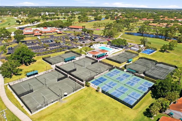 6999 W COUNTRY CLUB DRIVE N 123, Sarasota, FL 34243