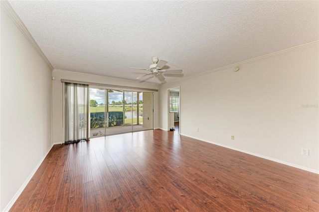 6999 W COUNTRY CLUB DRIVE N 123, Sarasota, FL 34243