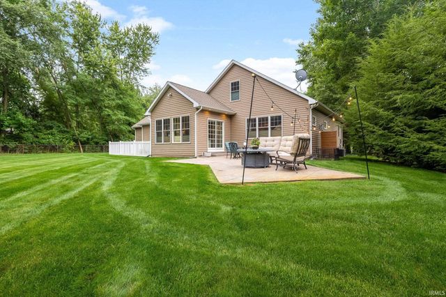 13889 Adirondack Court, Middlebury, IN 46540