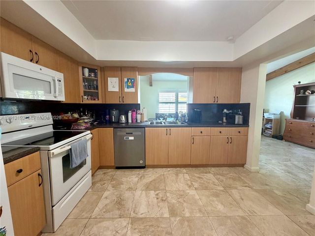 5501 SW 118th Ave, Cooper City, FL 33330