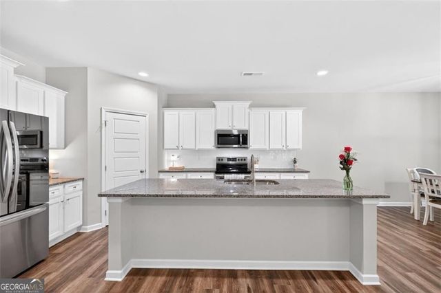 1537 Ridgewood Court, Monroe, GA 30656
