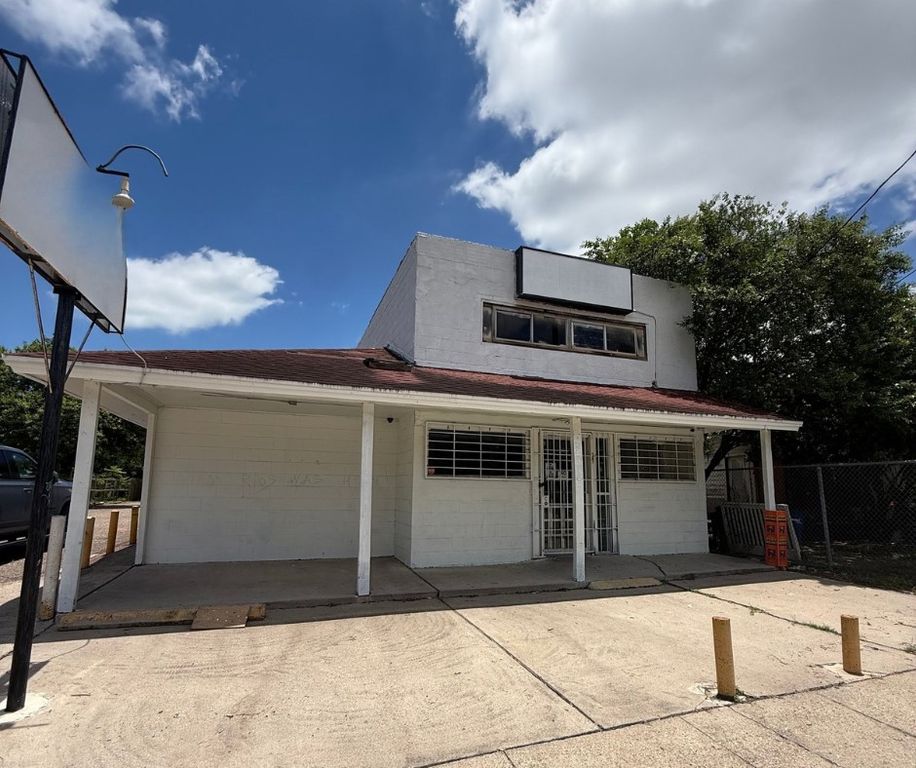 816 S 19th St, Corpus Christi, TX 78405 — exterior