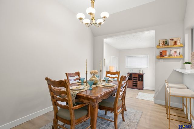 2132 S 37th Street, Lincoln, NE 68506