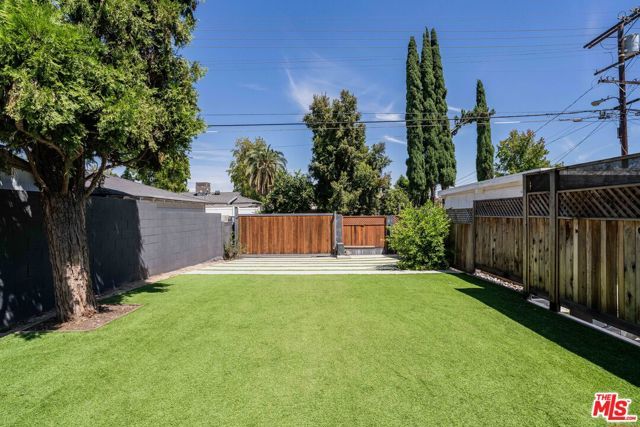 6514 Coldwater Canyon Avenue, Los Angeles, CA 91606