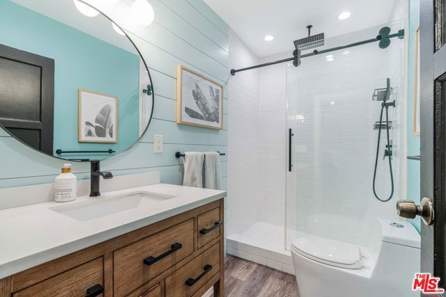 6514 Coldwater Canyon Avenue, Los Angeles, CA 91606