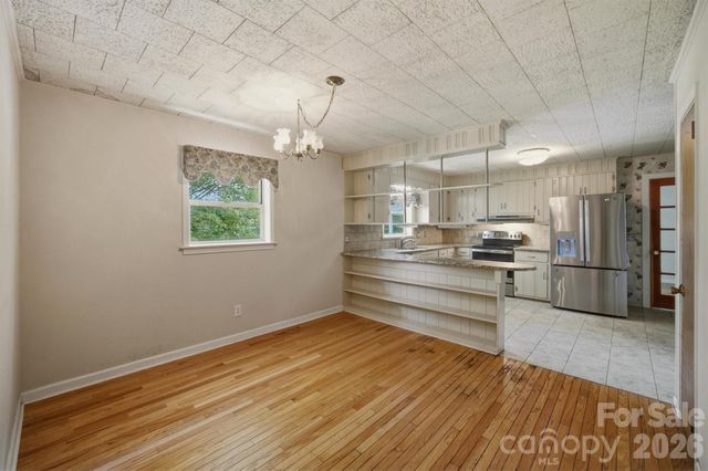 4110 Kendell Place, Hudson, NC 28638
