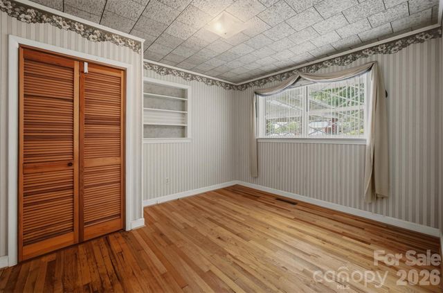 4110 Kendell Place, Hudson, NC 28638