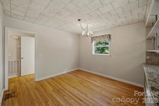 4110 Kendell Place, Hudson, NC 28638
