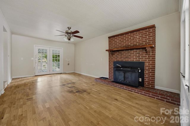 4110 Kendell Place, Hudson, NC 28638